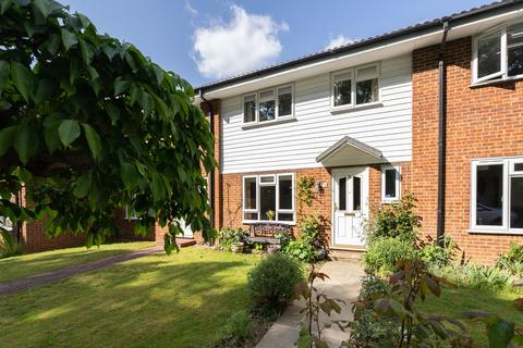 5 Chester Close, Dorking, RH4 1PP