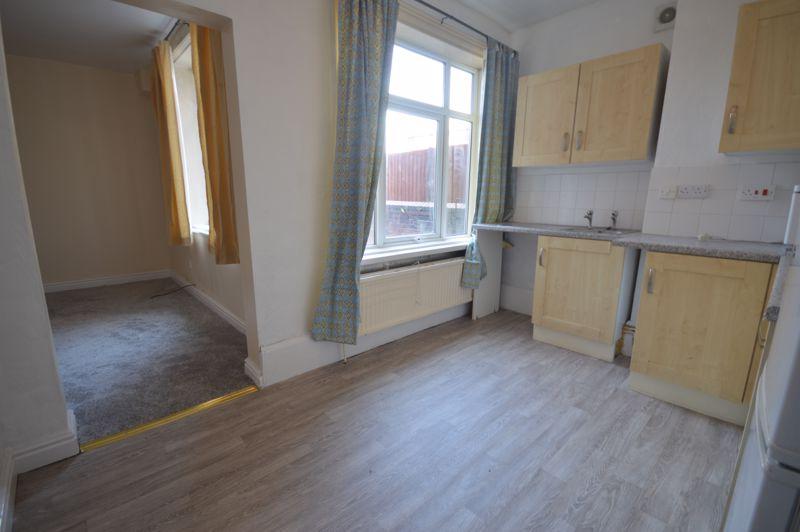 Clough Road, Rotherham Studio £575 pcm (£133 pw)