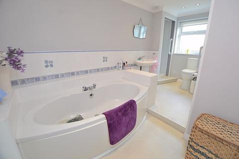 Amberwood Main Street, Kirkby On Bain, Woodhall Spa, LN10 6YT