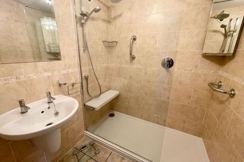 9, Eastwood Court Albert Promenade, Halifax, HX3 0HP