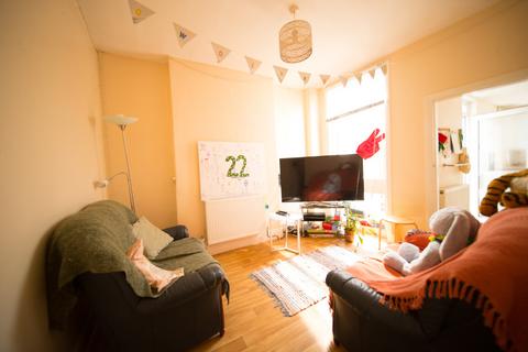 4 bedroom end of terrace house for sale - Monkswell Road, Mount Pleasant