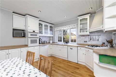 4 bedroom semi-detached house for sale, Valley Drive, Ilkley, West Yorkshire, LS29