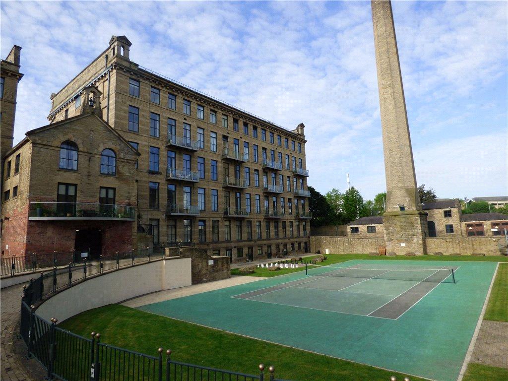 Salts Mill Road, Shipley, West Yorkshire 2 bed apartment £135,000