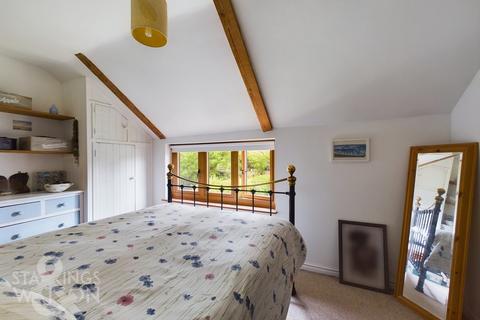 3 bedroom cottage for sale - Hellington Corner, Bergh Apton, Norwich
