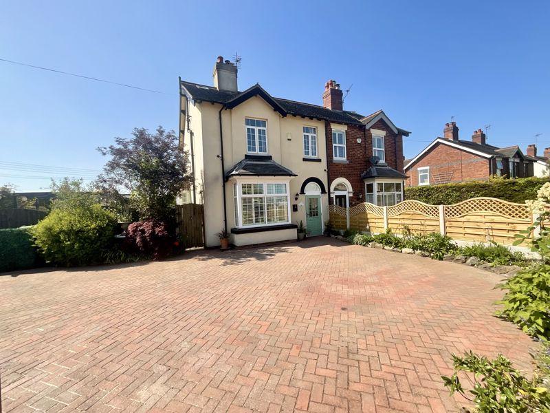 Stallington Road, Blythe Bridge 4 bed character property for sale £