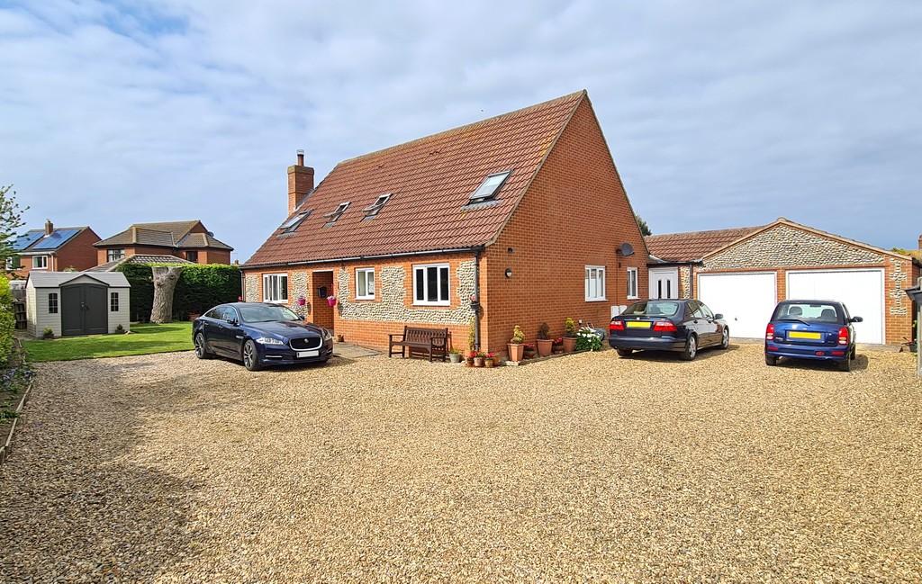 Priory Road, Bacton 5 bed detached bungalow for sale £550,000