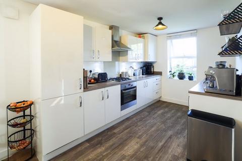 3 bedroom detached house for sale, Salvadori Gardens, Chichester, Detached, 3 bedrooms