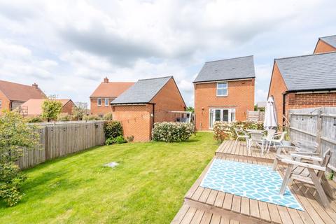3 bedroom detached house for sale, Salvadori Gardens, Chichester, Detached, 3 bedrooms