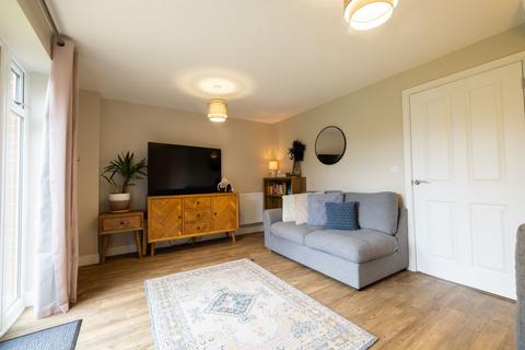 3 bedroom detached house for sale, Salvadori Gardens, Chichester, Detached, 3 bedrooms