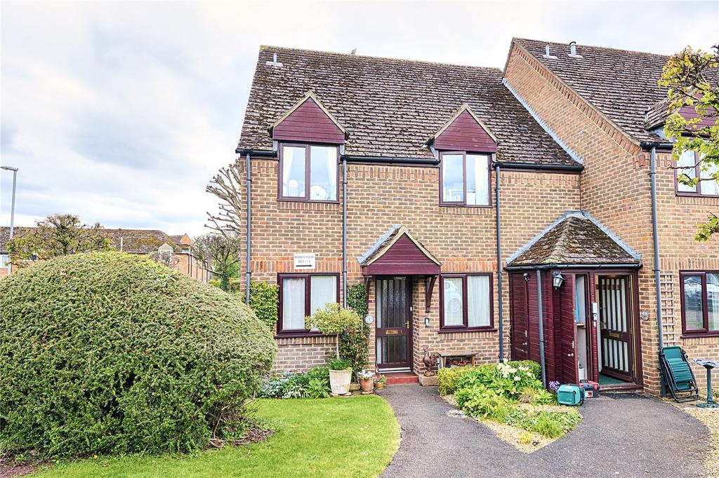 Medway House, Riverside Maltngs, Oundle, Northamptonshire, PE8 2 bed