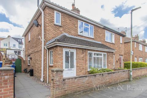 3 bedroom semi-detached house for sale - Branford Road, Norwich