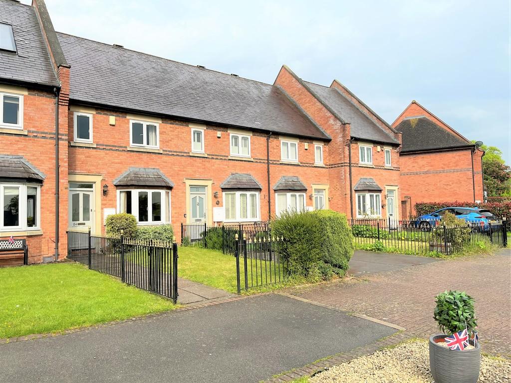 Tredington Park, Hatton Park, Warwick 3 bed terraced house for sale £325,000