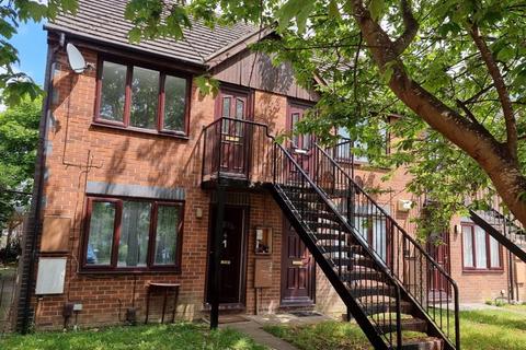 1 bedroom flat to rent, Upton Street, Tredworth