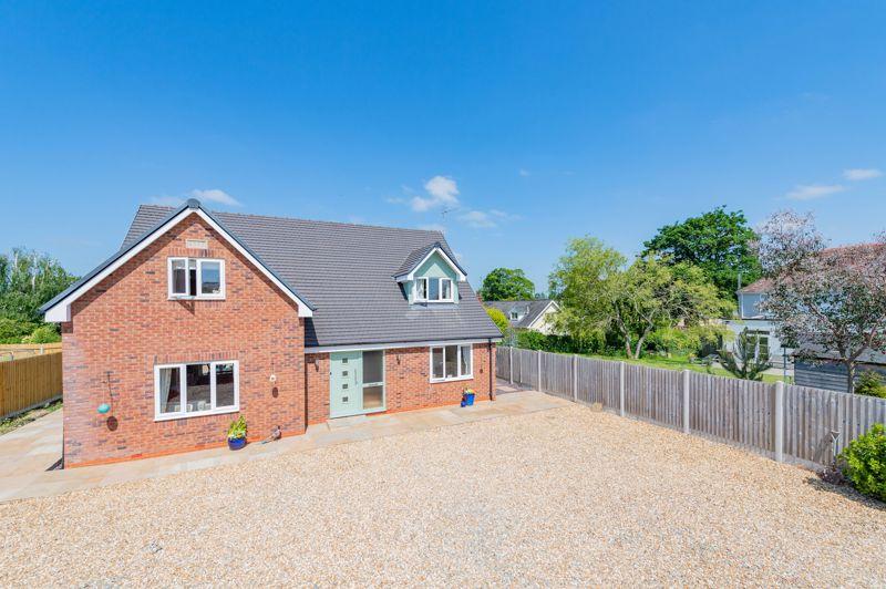 Whittington Road, Gobowen, 4 bed detached house £459,995