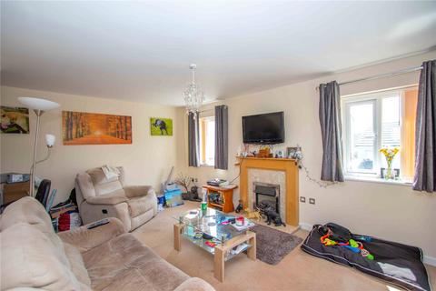 28 Cornfield Way, North Tawton, EX20 2FB