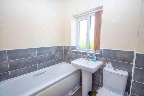 28 Cornfield Way, North Tawton, EX20 2FB