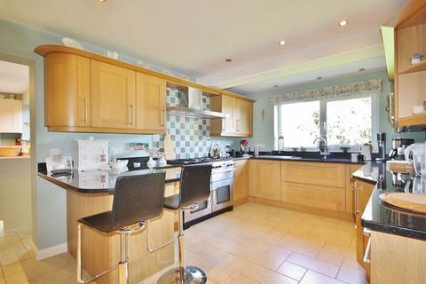 7 Parklands, Freeland, Witney, OX29 8HX
