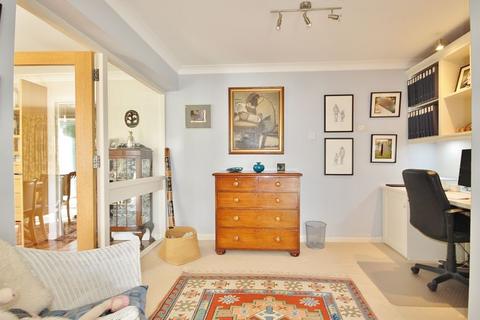 7 Parklands, Freeland, Witney, OX29 8HX