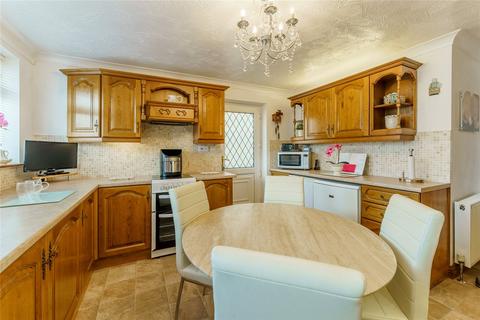 3 bedroom bungalow for sale, Larks Hill, Pontefract, West Yorkshire, WF8