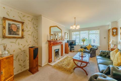 3 bedroom bungalow for sale, Larks Hill, Pontefract, West Yorkshire, WF8