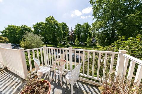 3 bedroom apartment for sale, Lawn Crescent, Kew, Surrey, TW9