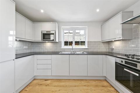 31 Lawn Crescent, Richmond, TW9 3NS