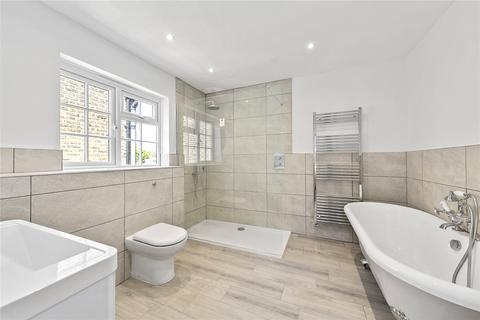 31 Lawn Crescent, Richmond, TW9 3NS