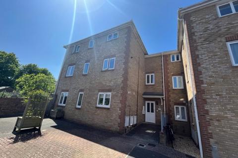 2 bedroom flat to rent, The Sidings, Cowes, Isle Of Wight, PO31