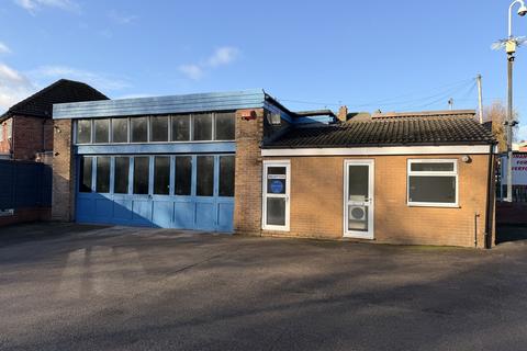 Workshop & retail space to rent - Woodman Service Station, Warren Vale Road, Swinton, Mexborough, S64 8UU
