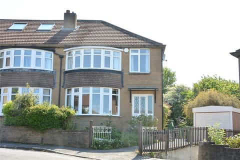 3 bedroom semi-detached house for sale - Carr Manor Place, Leeds, West Yorkshire