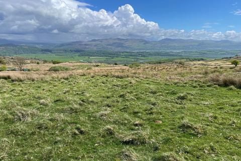 Land to rent, Land at Gorllwyn Uchaf, Prenteg, Porthmadog