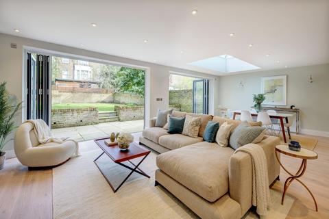 3 bedroom apartment for sale, Lancaster Grove, London, NW3