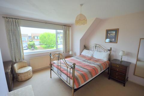 10 Filching Close, Polegate, BN26 5NU