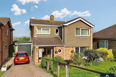 15 Burrow Down, Eastbourne, BN20 8ST