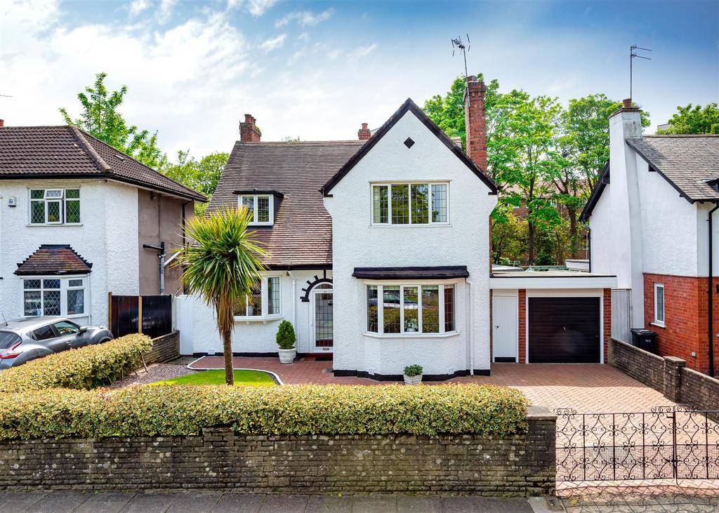 23 Park Road West, Wolverhampton 4 bed detached house £399,950