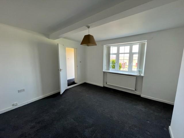 Ground Floor Flat 2.jpg