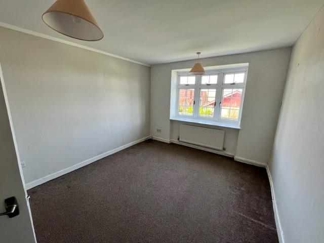 Ground Floor Flat 10.jpg