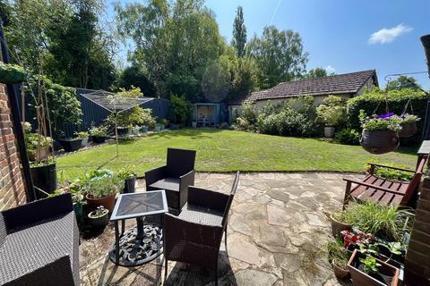 124 Manchester Road, Wilmslow, SK9 2JX