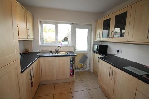 3 bedroom semi-detached house for sale, Murrells Close, Pontypridd CF38