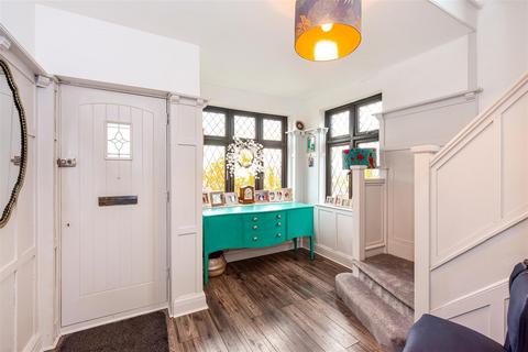 23 Mount Echo Drive, London, E4 7LA