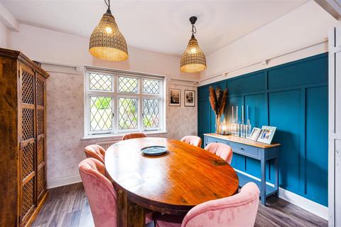 23 Mount Echo Drive, London, E4 7LA