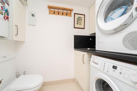 64 Enfield Road, Brentford, TW8 9PB