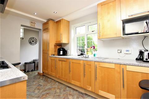 54 Fir Tree Road, Banstead, SM7 1NQ