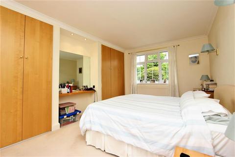 54 Fir Tree Road, Banstead, SM7 1NQ