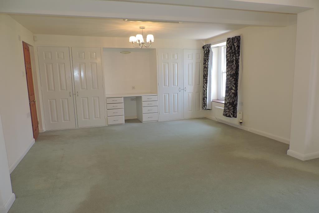 Master bedroom.png