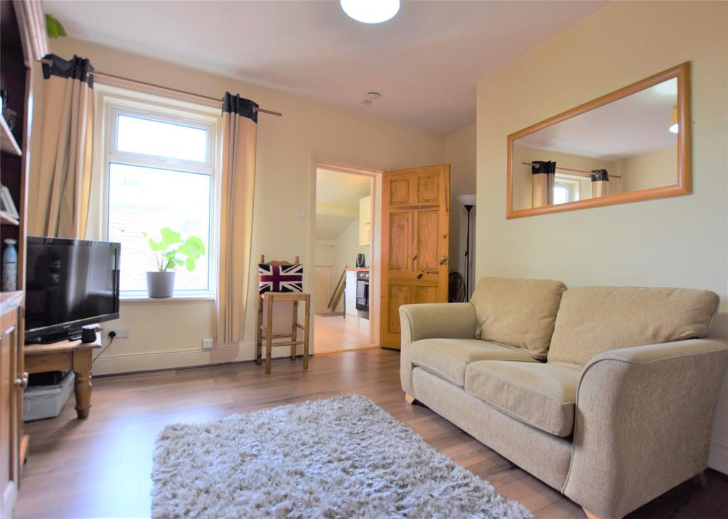 Saltwell Place, Gateshead, NE8 2 bed apartment £75,000