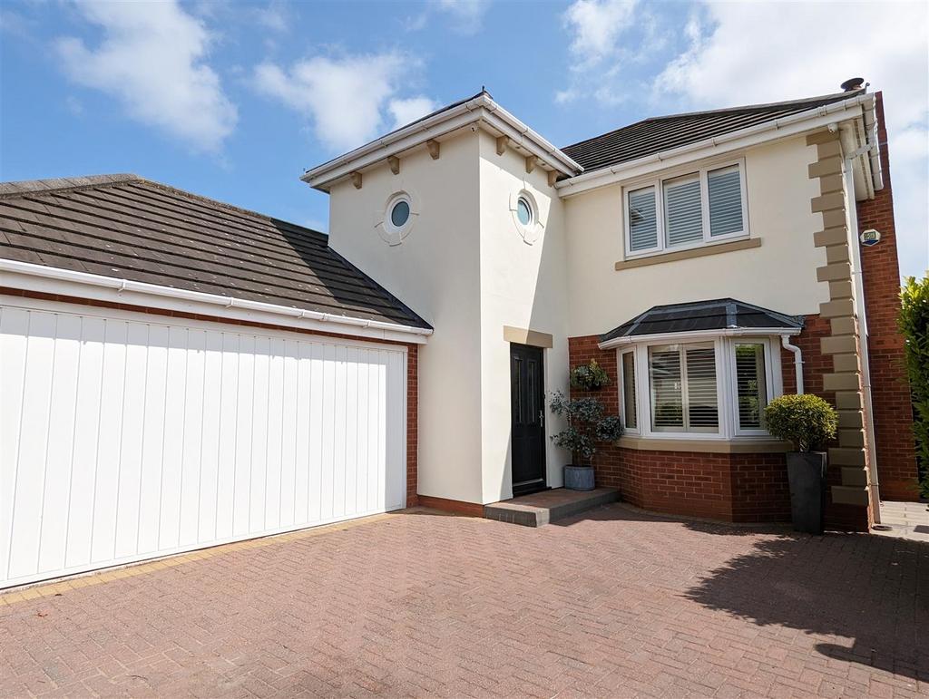 Bryning Lane, Wrea Green 4 bed detached house for sale £750,000