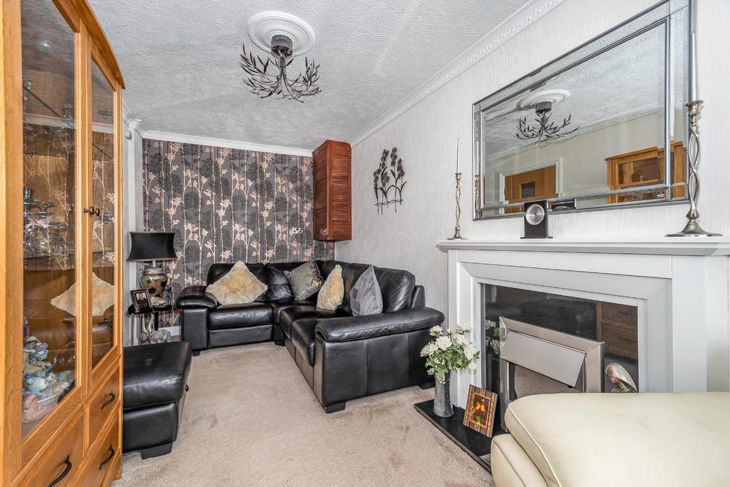 26, Poplars Way, Beverley, HU17 8PL 4 bed detached house £365,000