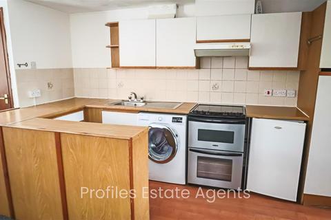 1 bedroom flat for sale, Granville Gardens, Hinckley