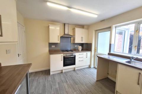 53 Hencroft, Leek, ST13 8EZ